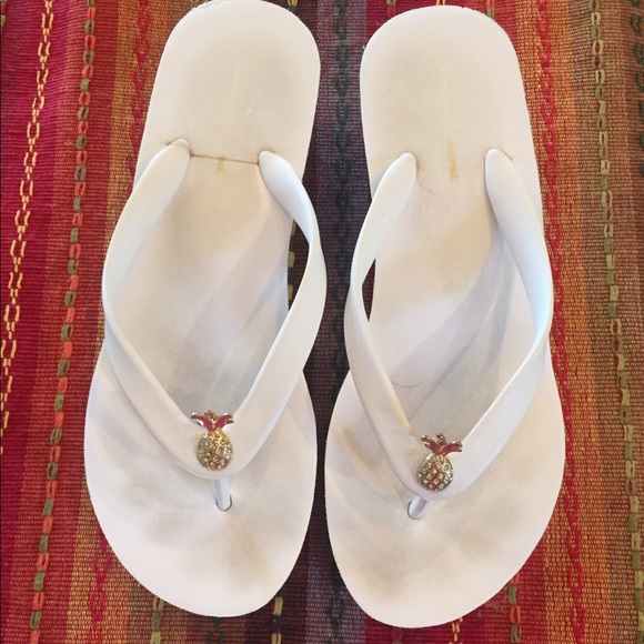 tommy bahama wedge flip flops